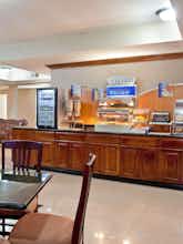 Hotel Holiday Inn Express Hotel & Suites Three Rivers photo 5