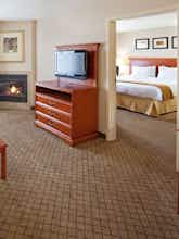 Hotel Holiday Inn Express Hotel & Suites Tilton photo 2