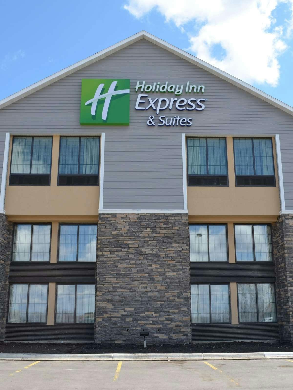 Hotel Holiday Inn Express Hotel & Suites Willmar photo 3