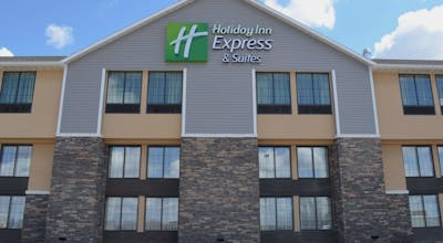 Holiday Inn Express Hotel & Suites Willmar