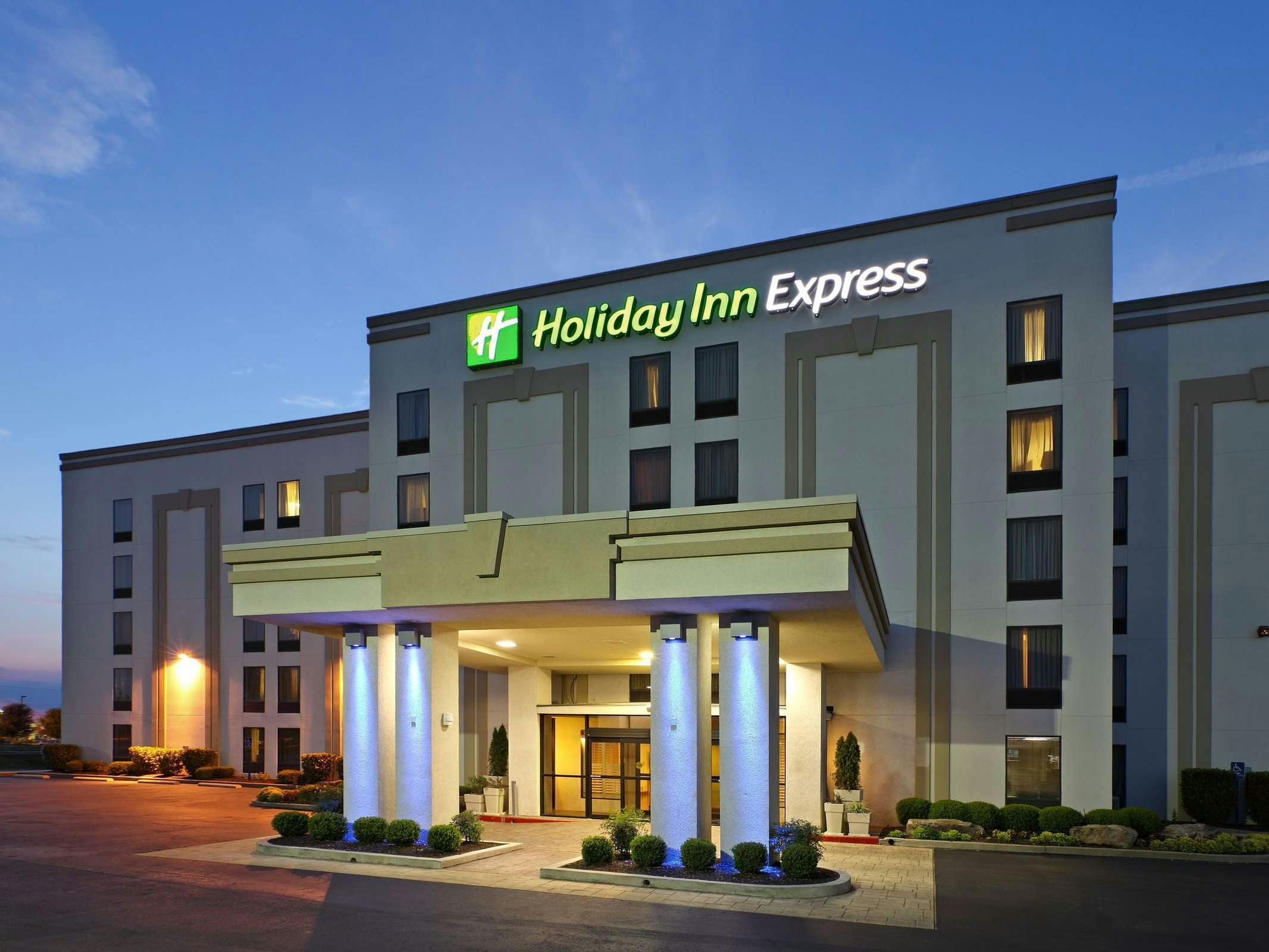 Holiday Inn Express Hotel & Suites U of A Fayetteville