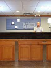 Hotel Holiday Inn Express Hotel & Suites U of A Fayetteville photo 4