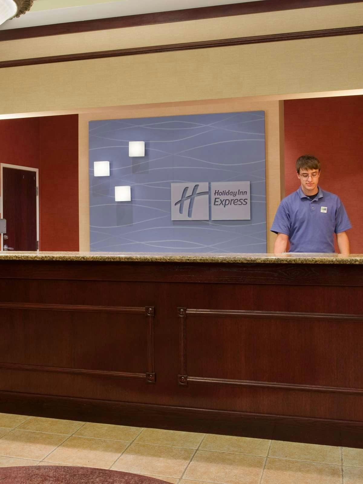 Hotel Holiday Inn Express Hotel & Suites University Of Missouri S&T photo 4