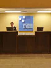 Hotel Holiday Inn Express Le Claire Riverfront photo 4