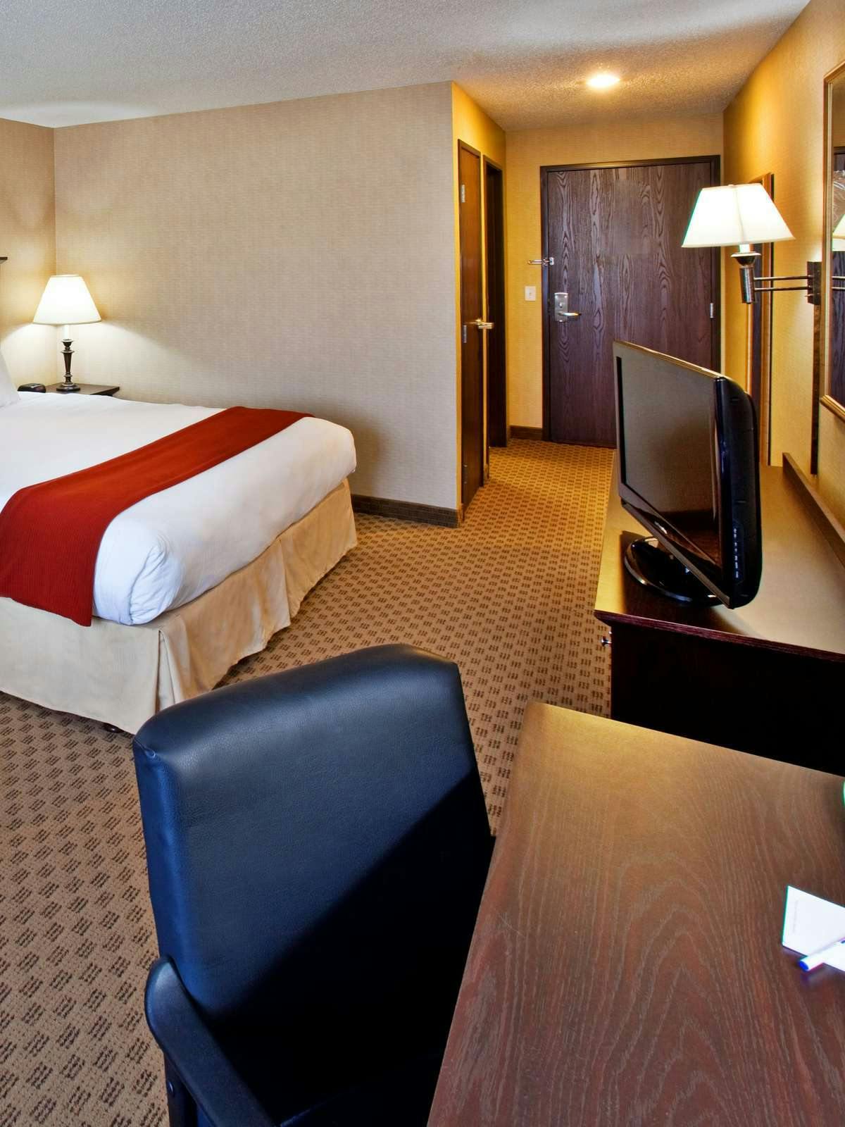 Hotel Holiday Inn Express Le Claire Riverfront photo 2