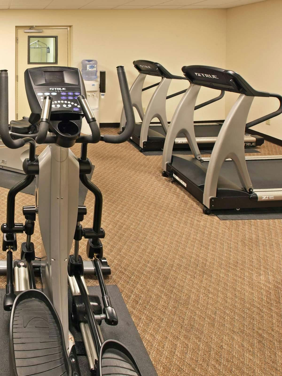 Hotel Holiday Inn Express Little Rock Airport photo 5