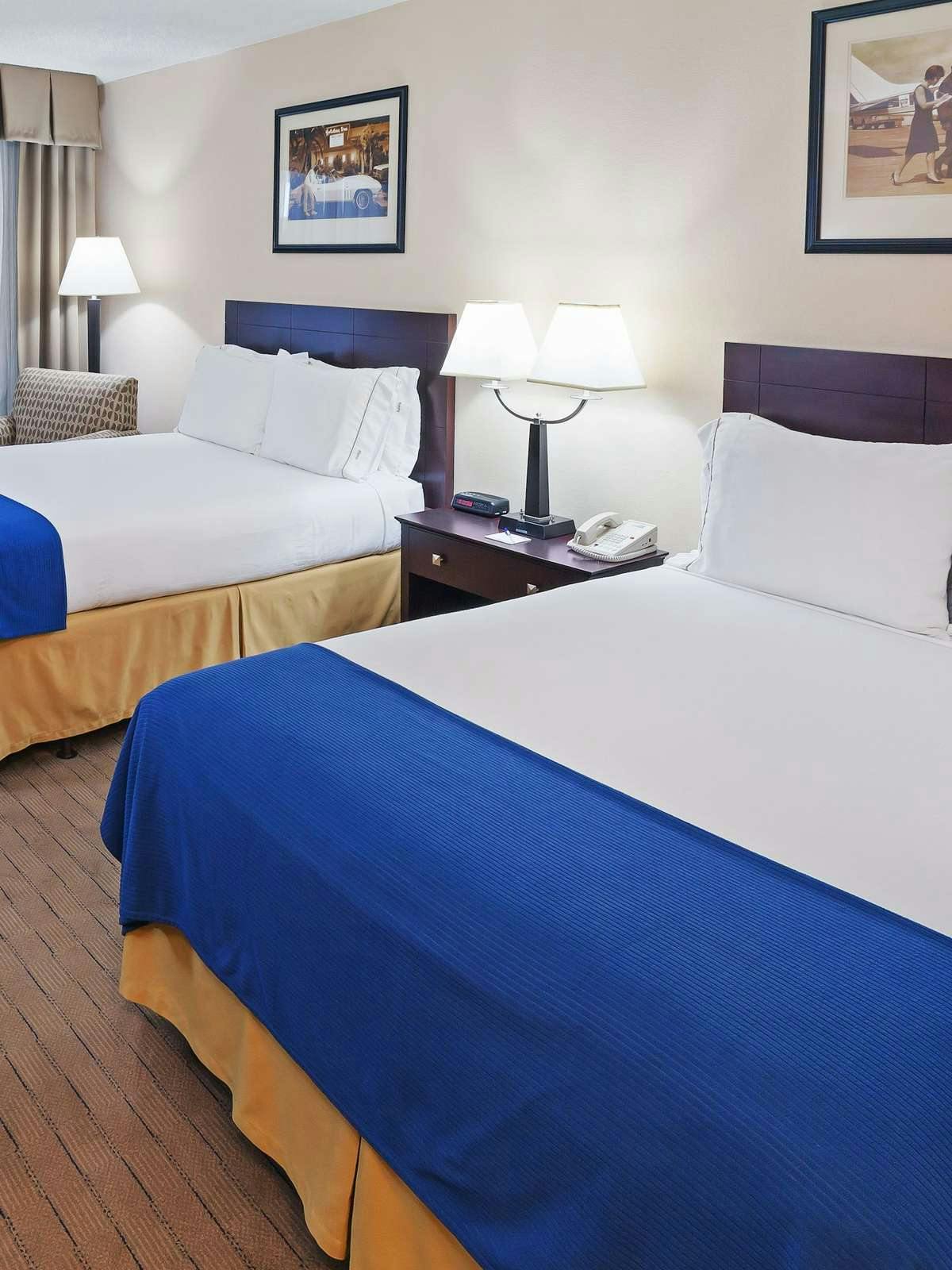 Hotel Holiday Inn Express Little Rock Airport photo 1