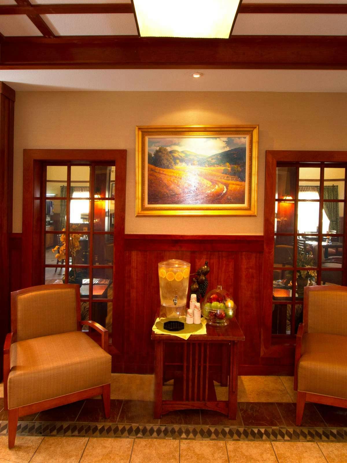 Hotel Holiday Inn Express Hotel & Suites Turlock photo 4