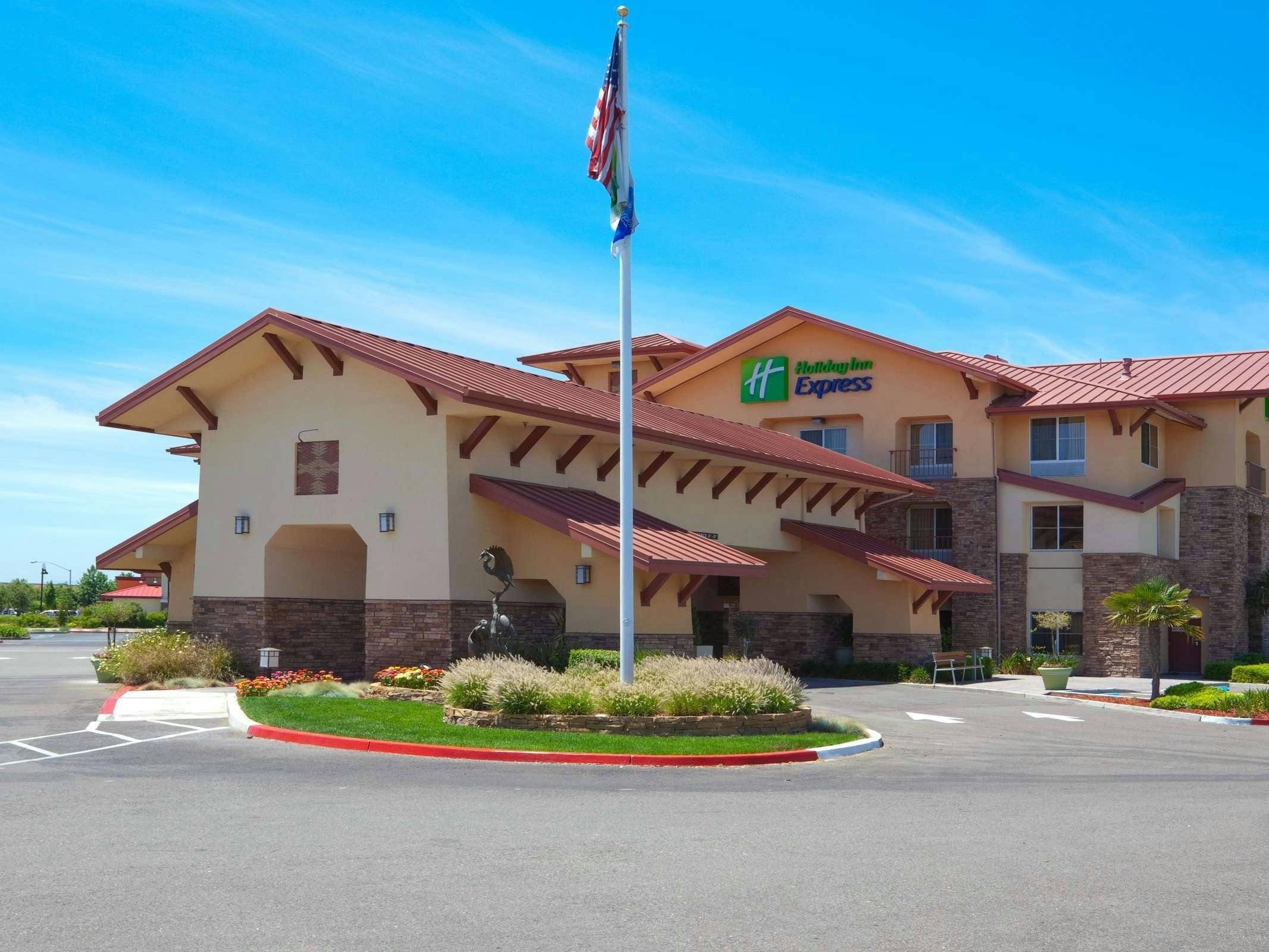 Holiday Inn Express Hotel & Suites Turlock