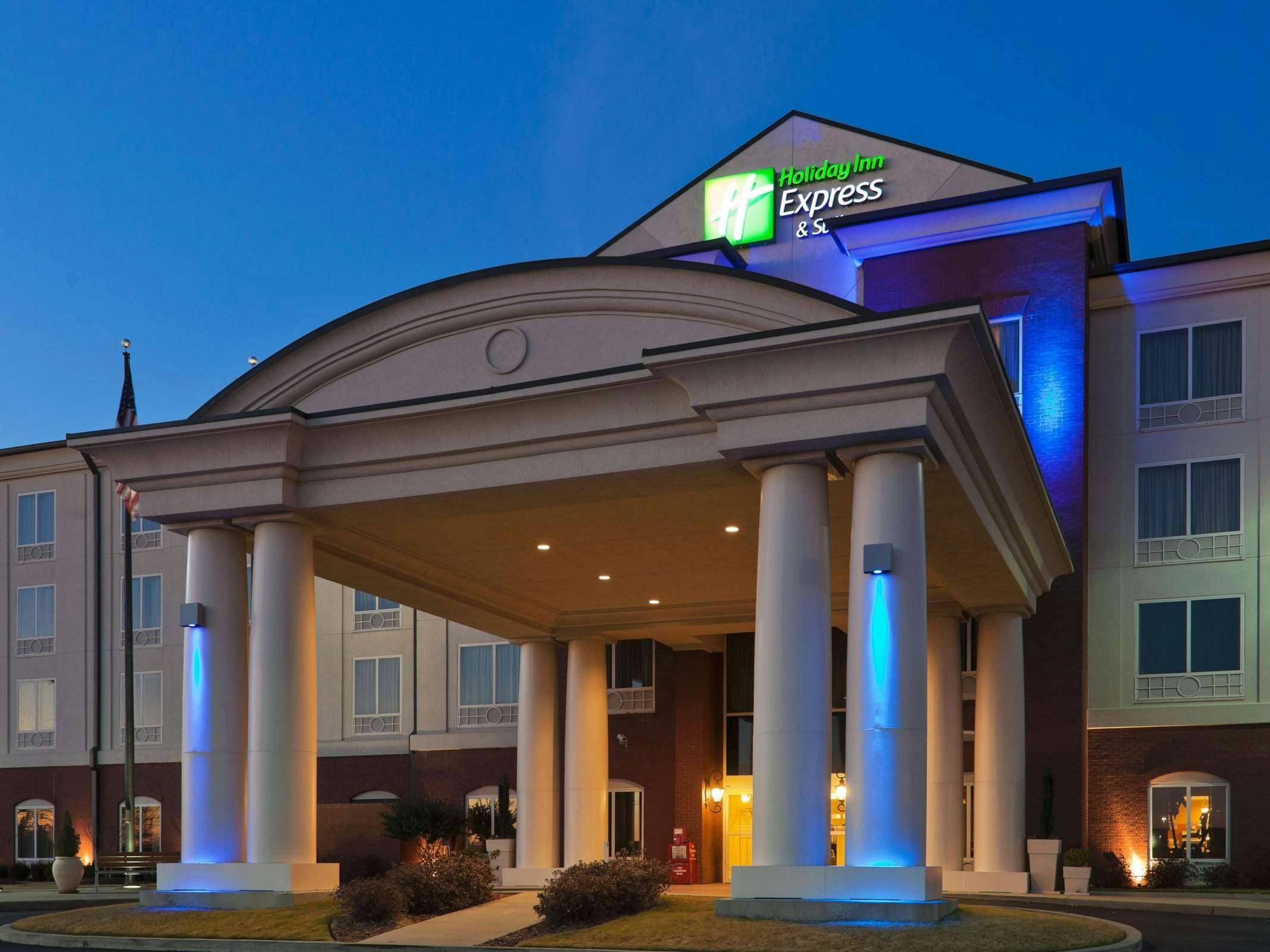 Holiday Inn Express Hotel & Suites Tuscaloosa University