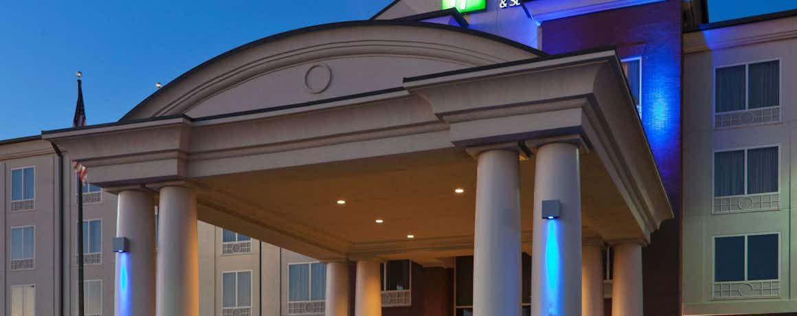 Holiday Inn Express Hotel & Suites Tuscaloosa University