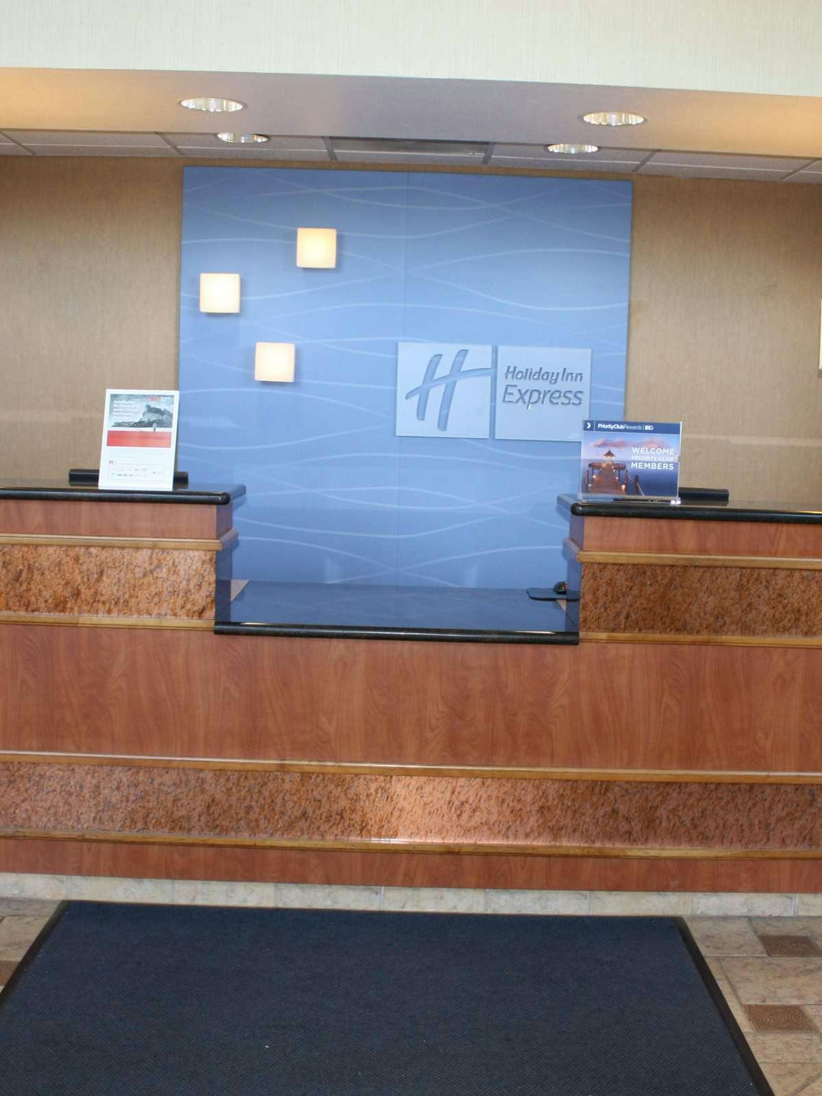 Hotel Holiday Inn Express Madera photo 5