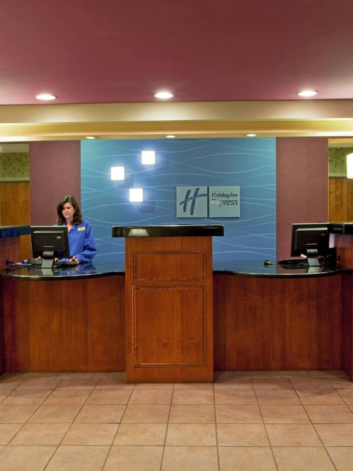 Hotel Holiday Inn Express Lexington photo 4