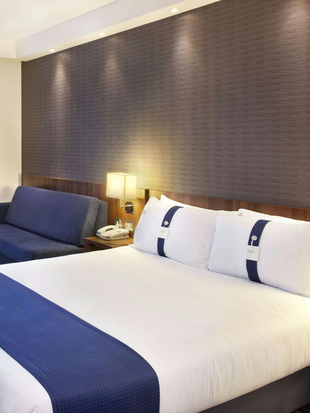 Hotel Holiday Inn Express London Chingford photo 1