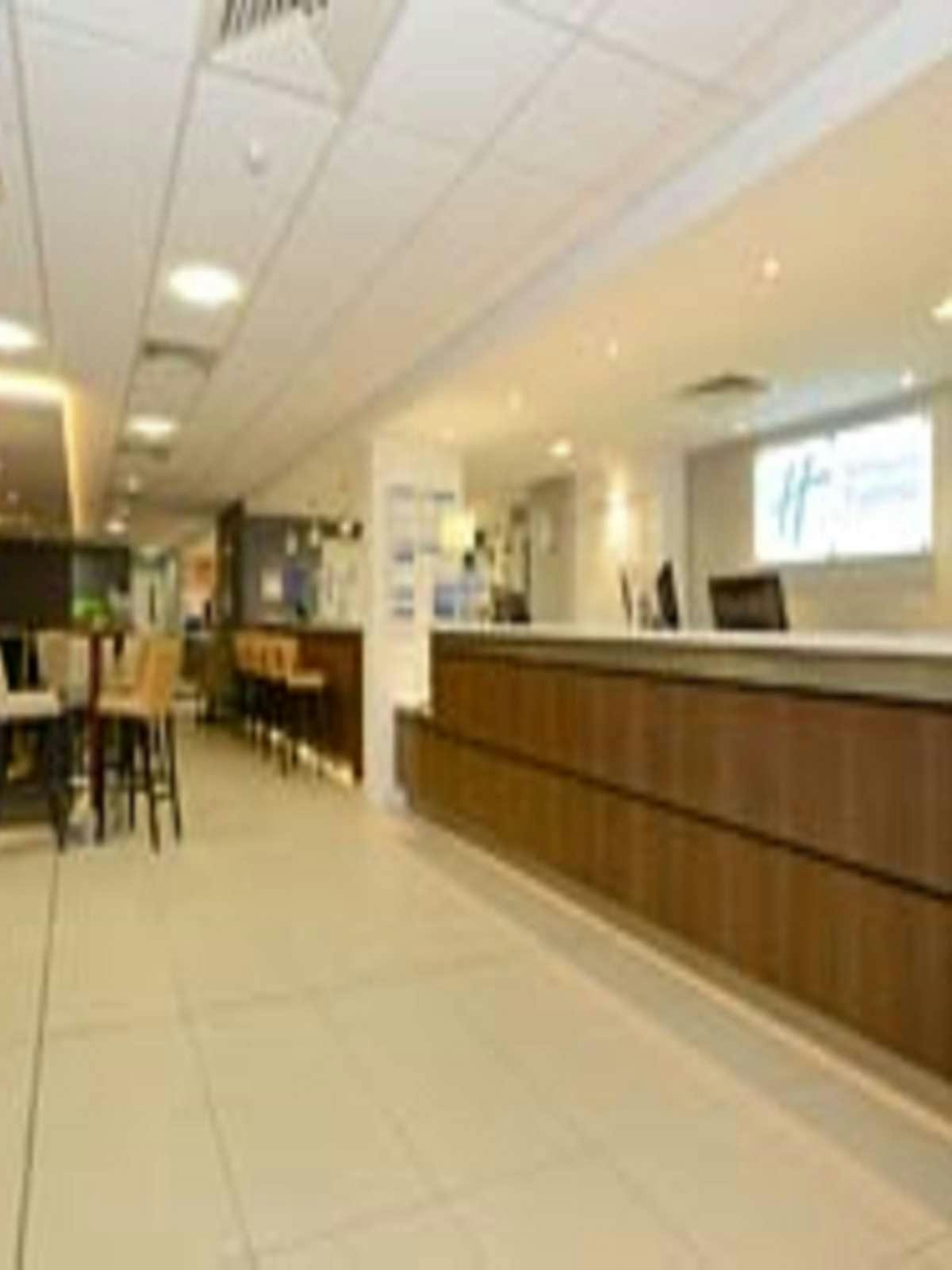 Hotel Holiday Inn Express London Chingford photo 3