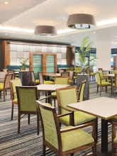 Hotel Holiday Inn Express London Heathrow photo 4
