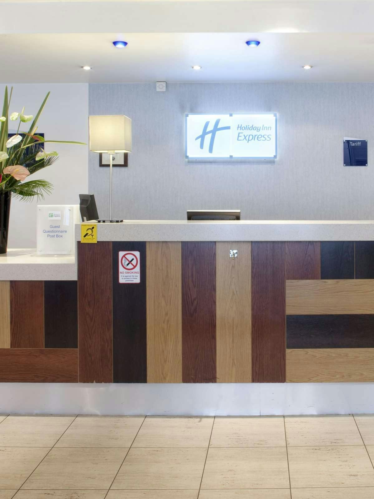 Hotel Holiday Inn Express London Park Royal photo 4