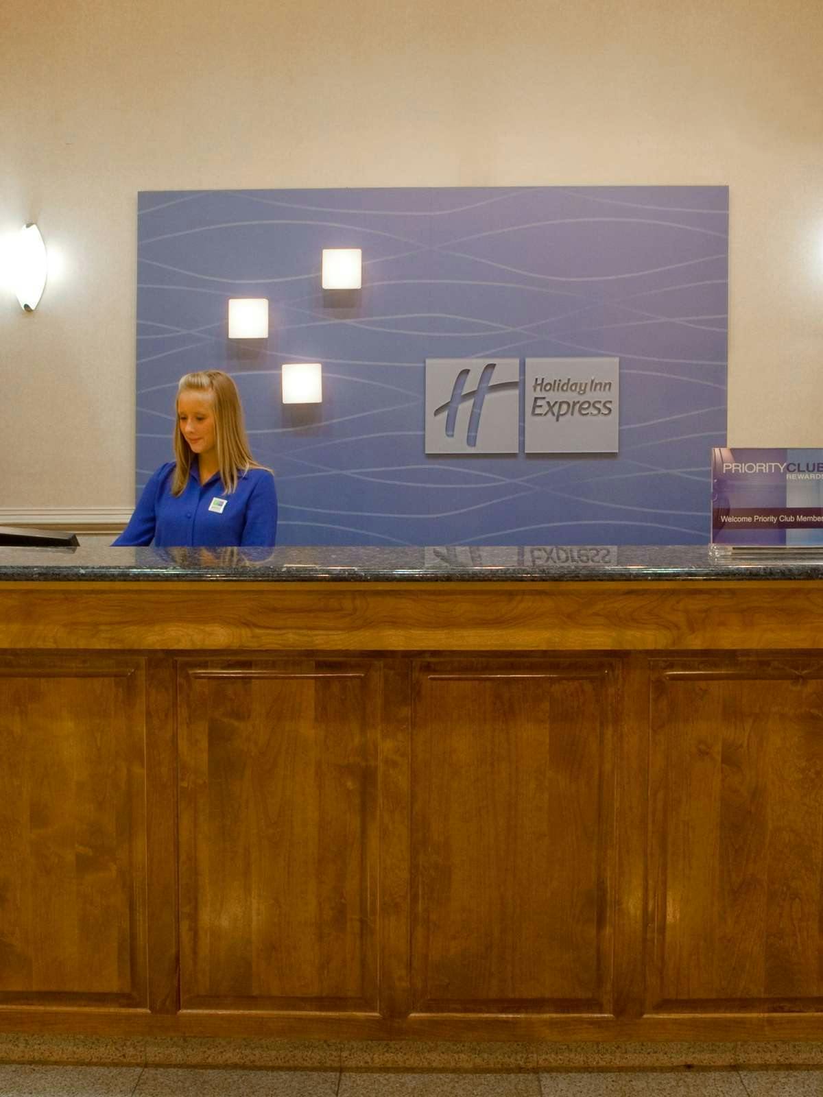 Hotel Holiday Inn Express Mechanicsville photo 4