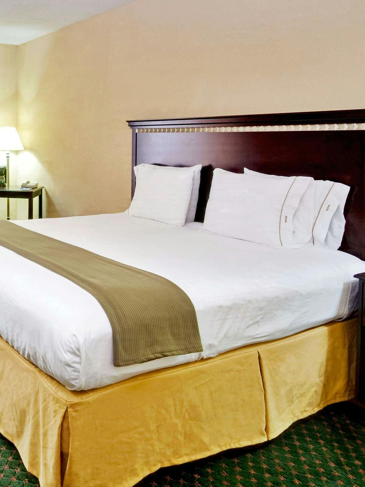 Hotel Holiday Inn Express Memphis Midtown photo 1