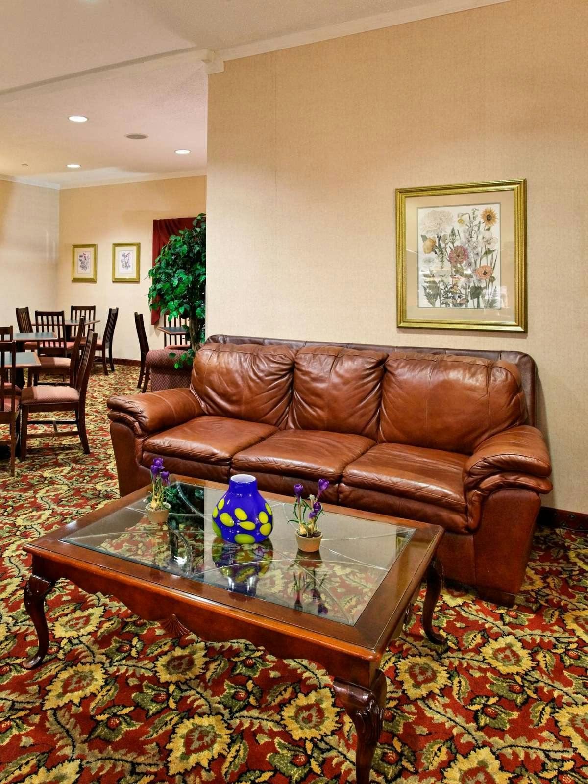 Hotel Holiday Inn Express Metropolis photo 3