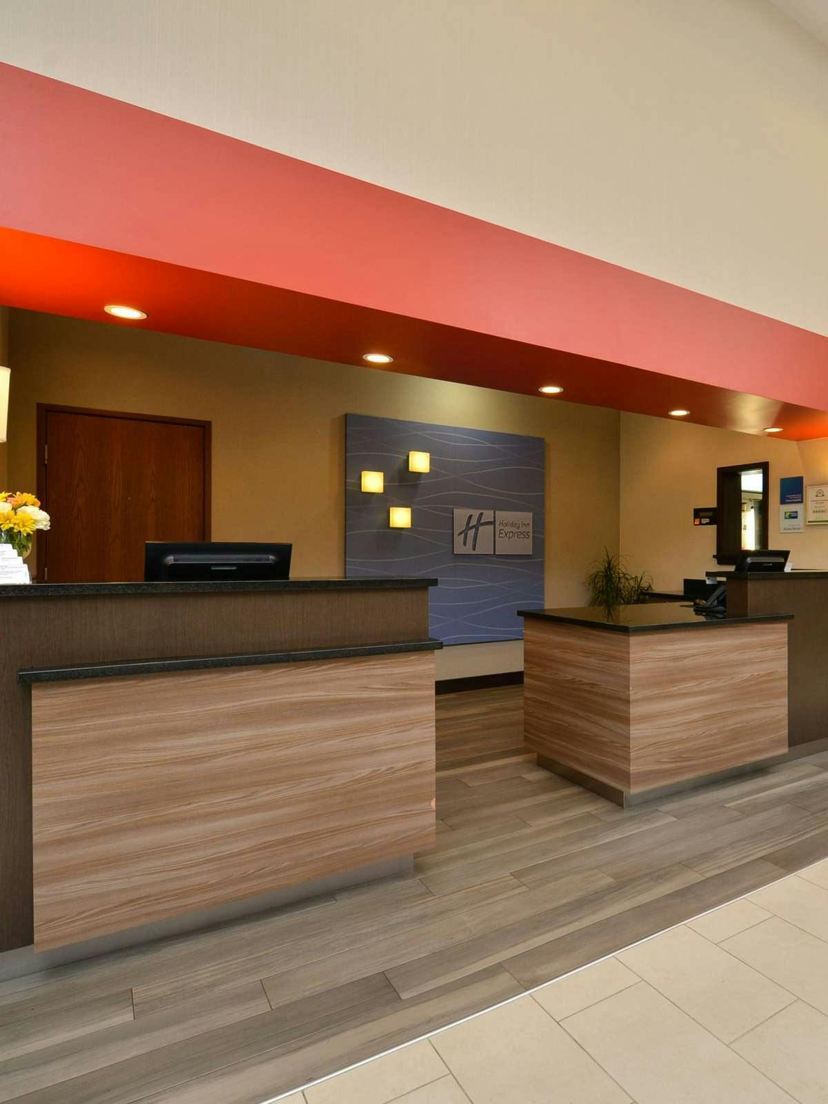 Hotel Holiday Inn Express Milford photo 5