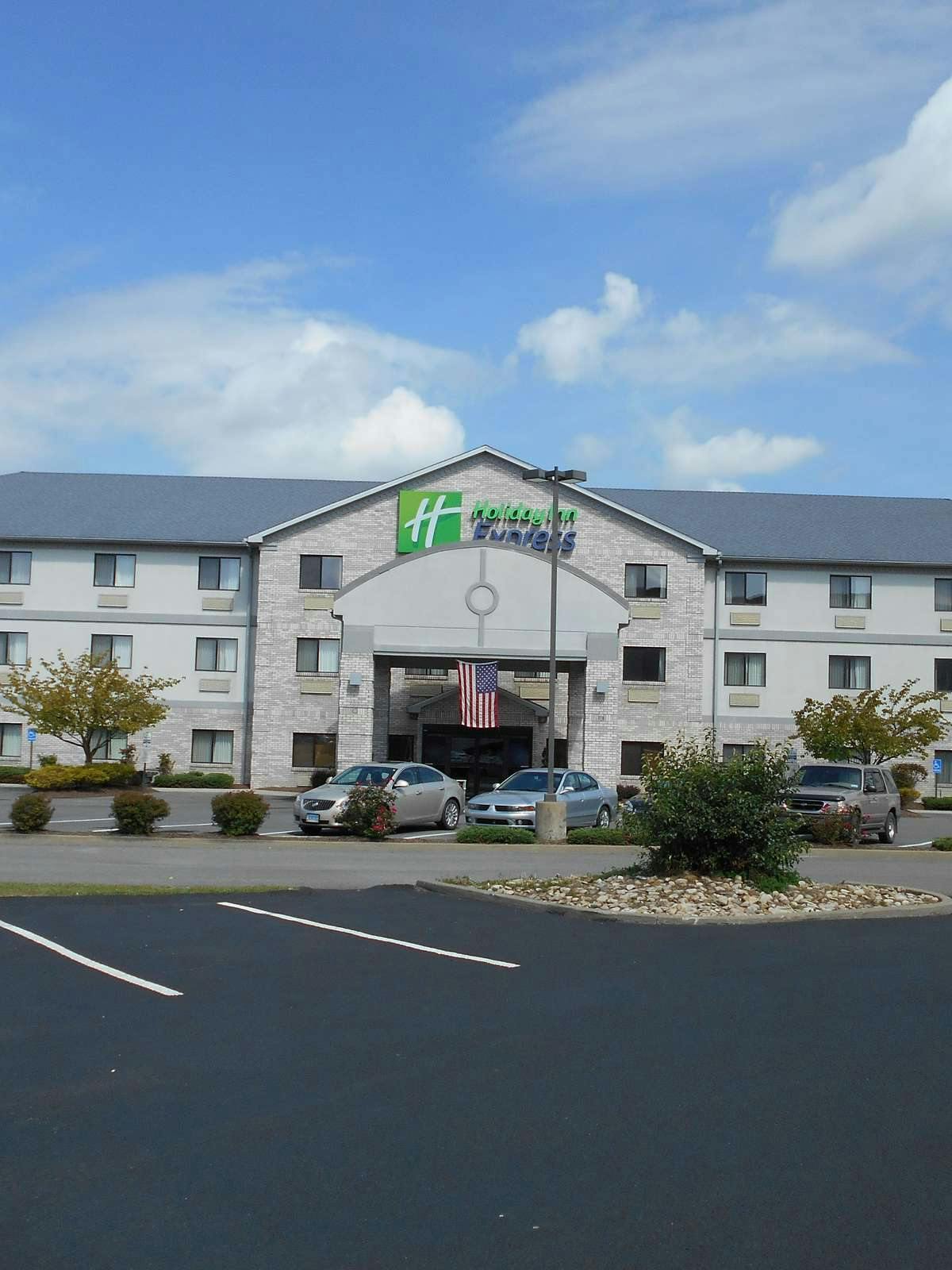 Hotel Holiday Inn Express Morgantown photo 3