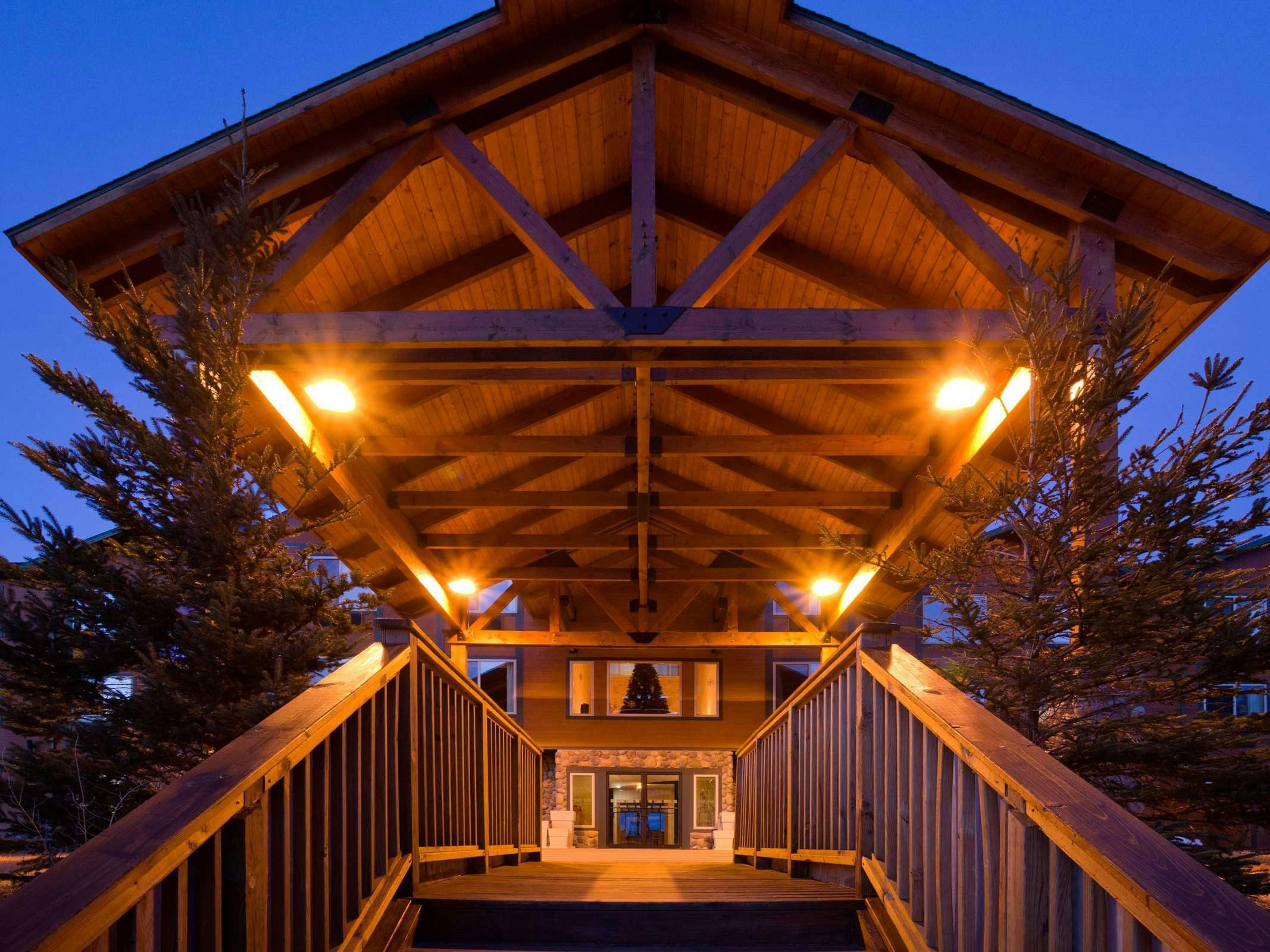 Holiday Inn Express Munising