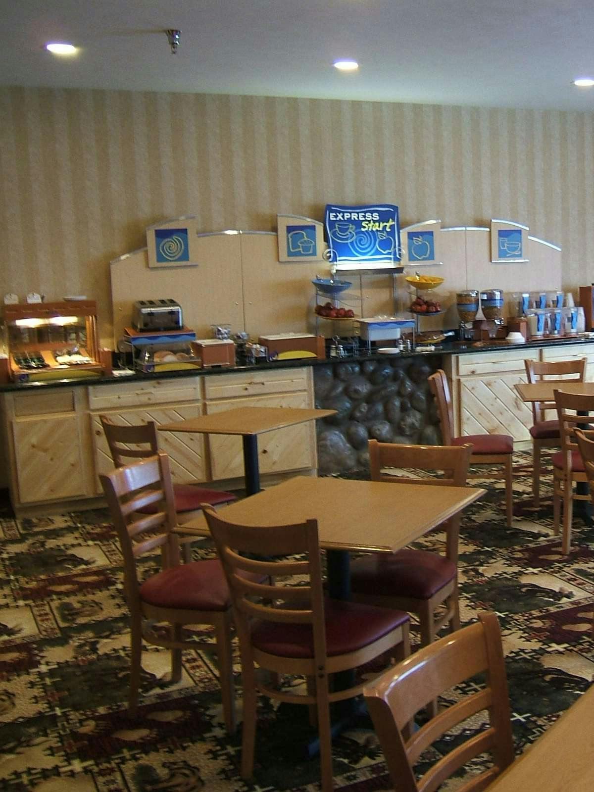 Hotel Holiday Inn Express Munising photo 5