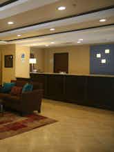 Hotel Holiday Inn Express Newington photo 4