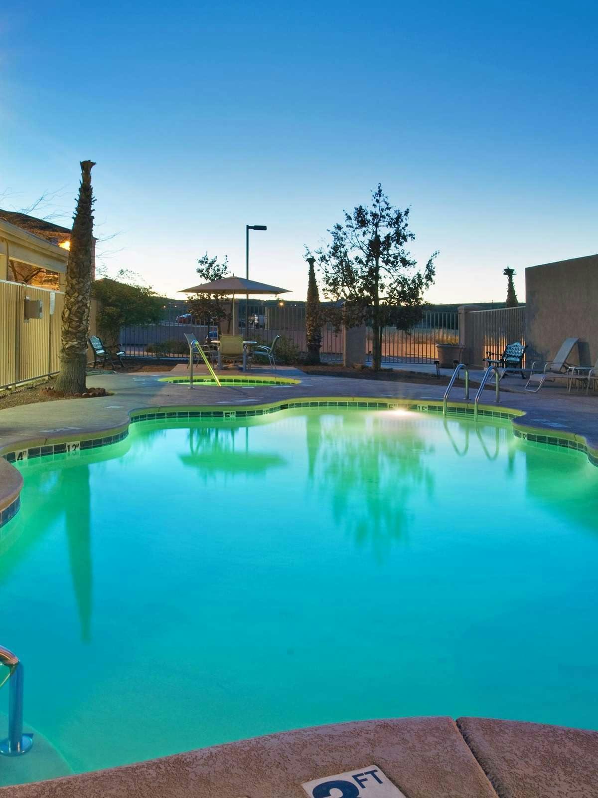 Hotel Holiday Inn Express Nogales photo 4