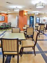 Hotel Holiday Inn Express Norcross photo 3