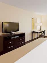 Hotel Holiday Inn Express Neptune photo 2