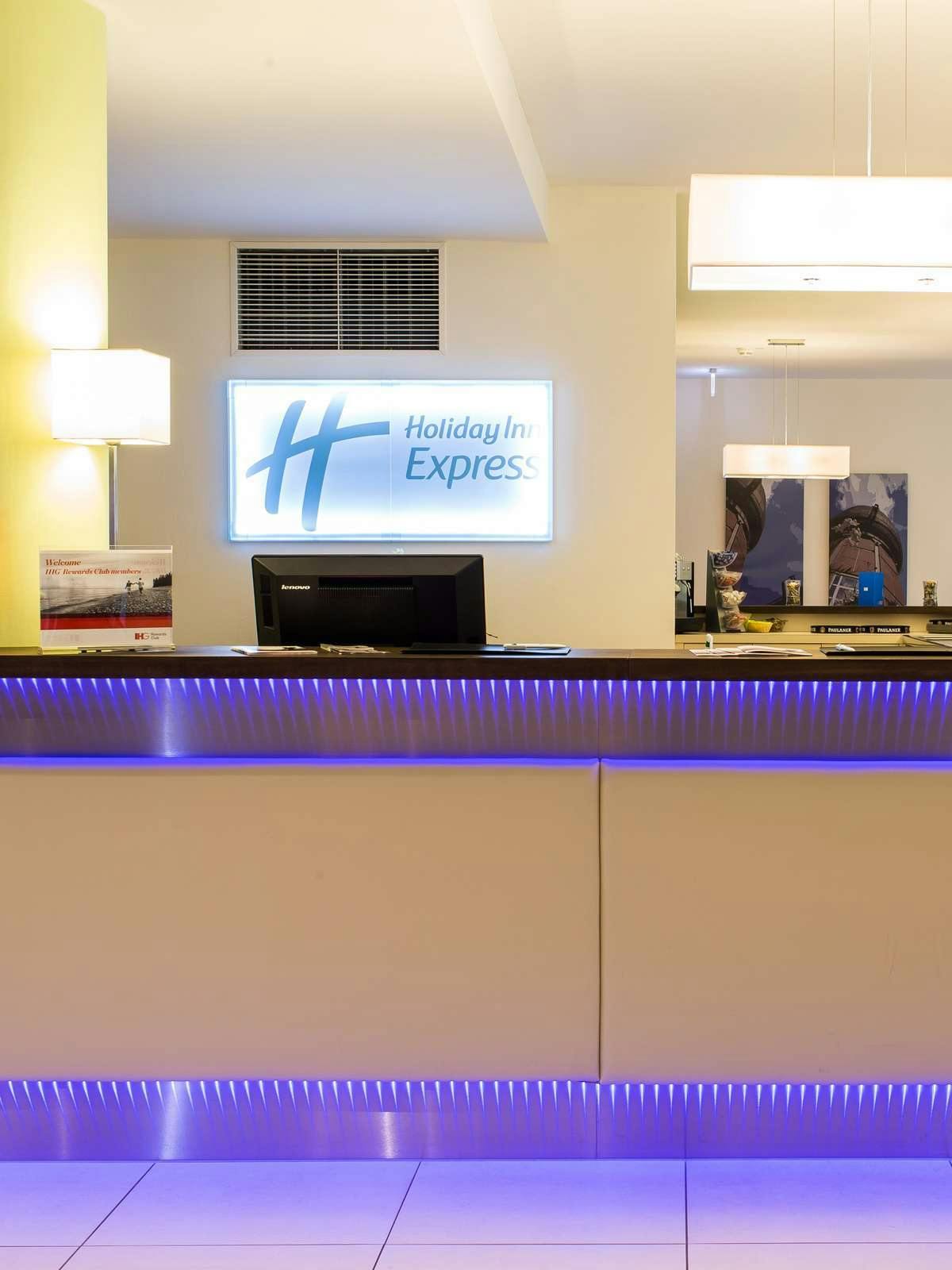 Hotel Holiday Inn Express Neunkirchen photo 4