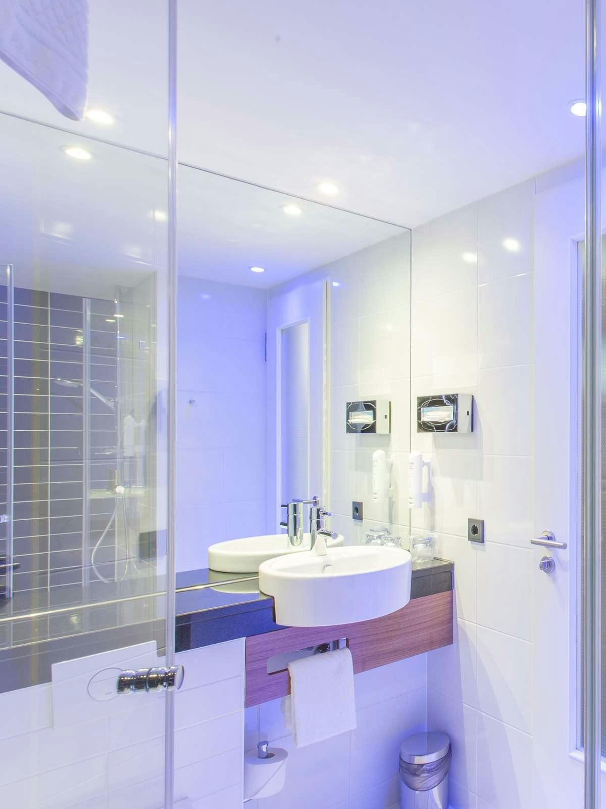 Hotel Holiday Inn Express Neunkirchen photo 3