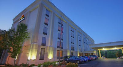 Holiday Inn Express North Lawrence