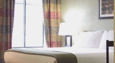 Holiday Inn Express Osage Beach Lake Of The Ozarks