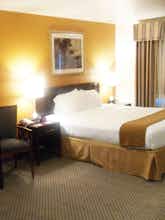 Hotel Holiday Inn Express Pendleton photo 1