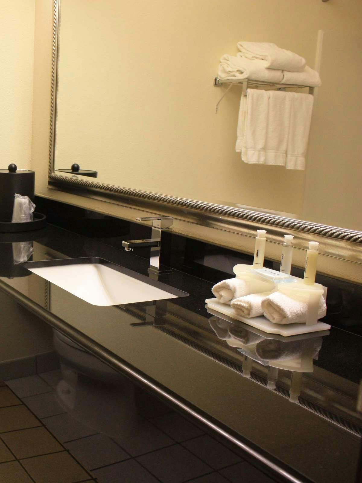 Hotel Holiday Inn Express Pendleton photo 3