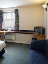 Hotel Holiday Inn Express Perth photo 2