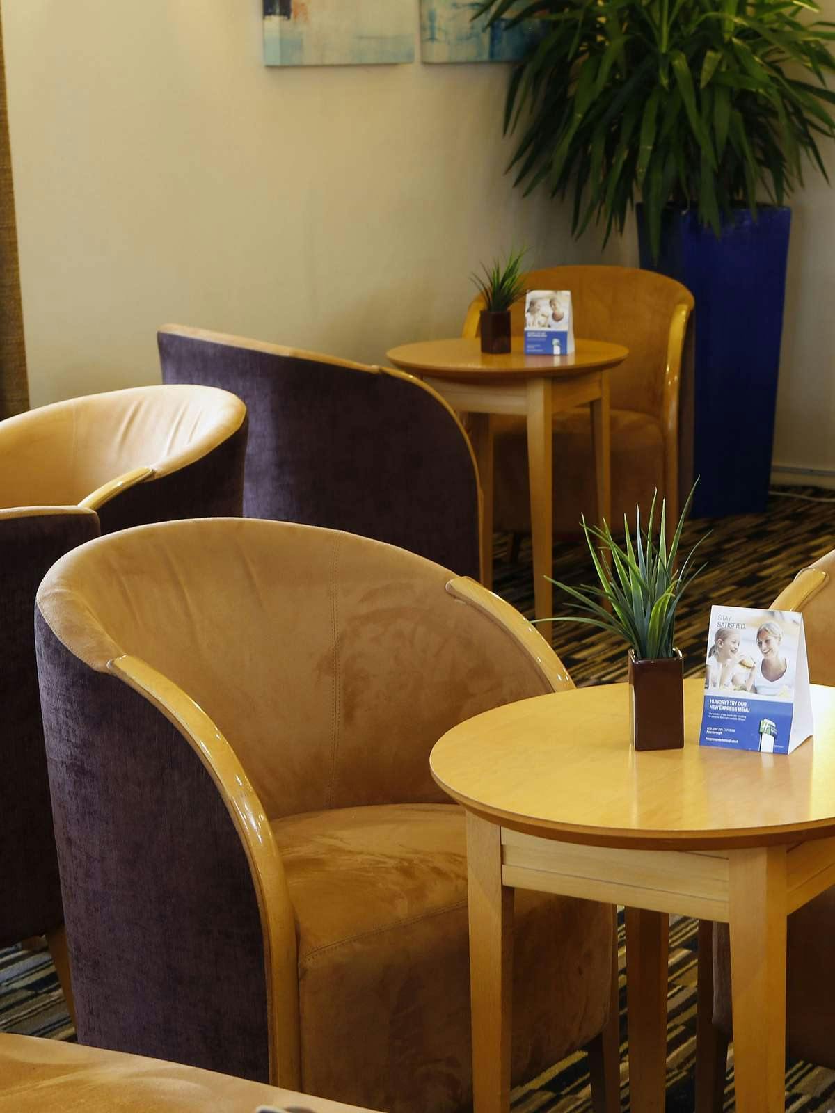 Hotel Holiday Inn Express Peterborough photo 3