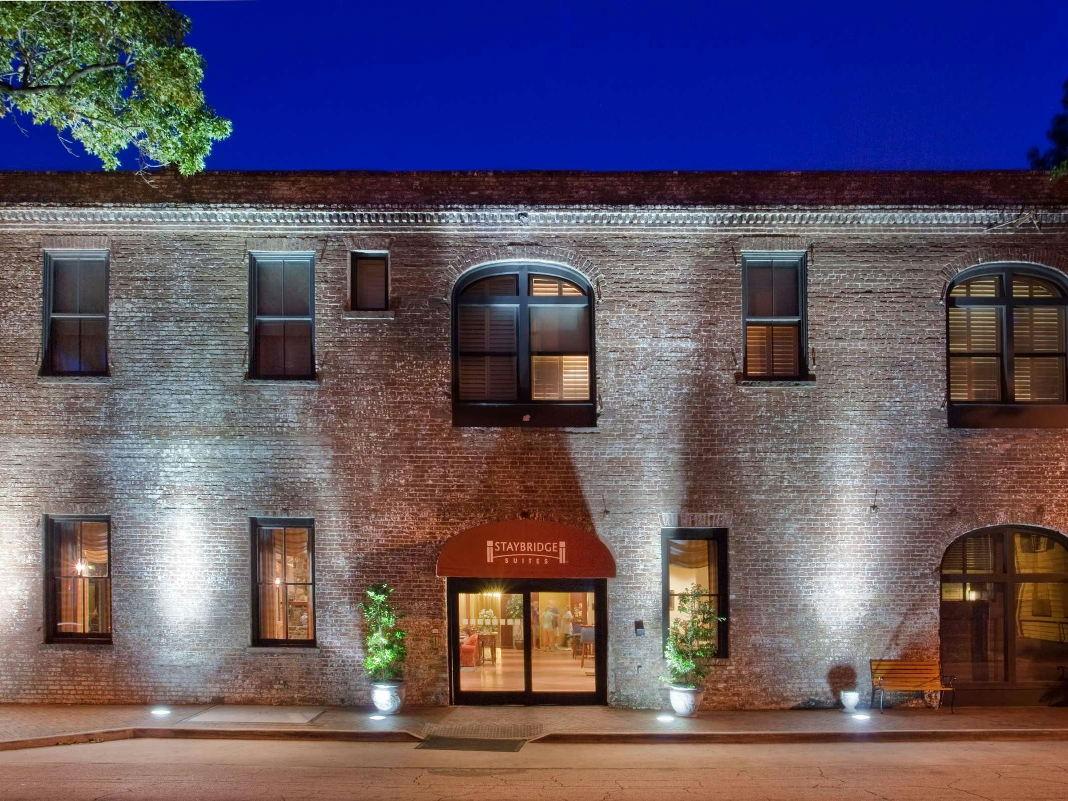 Staybridge Suites Savannah Historic District