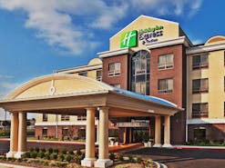 Holiday Inn Express Hotel & Suites Bartlesville
