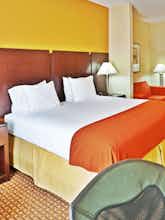 Hotel Holiday Inn Express Hotel & Suites Bartlesville photo 1