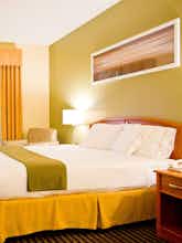 Hotel Holiday Inn Express Hotel & Suites Bastrop photo 1