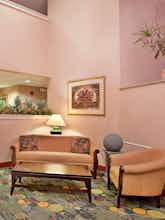 Hotel Holiday Inn Express Hotel & Suites Batesville photo 3