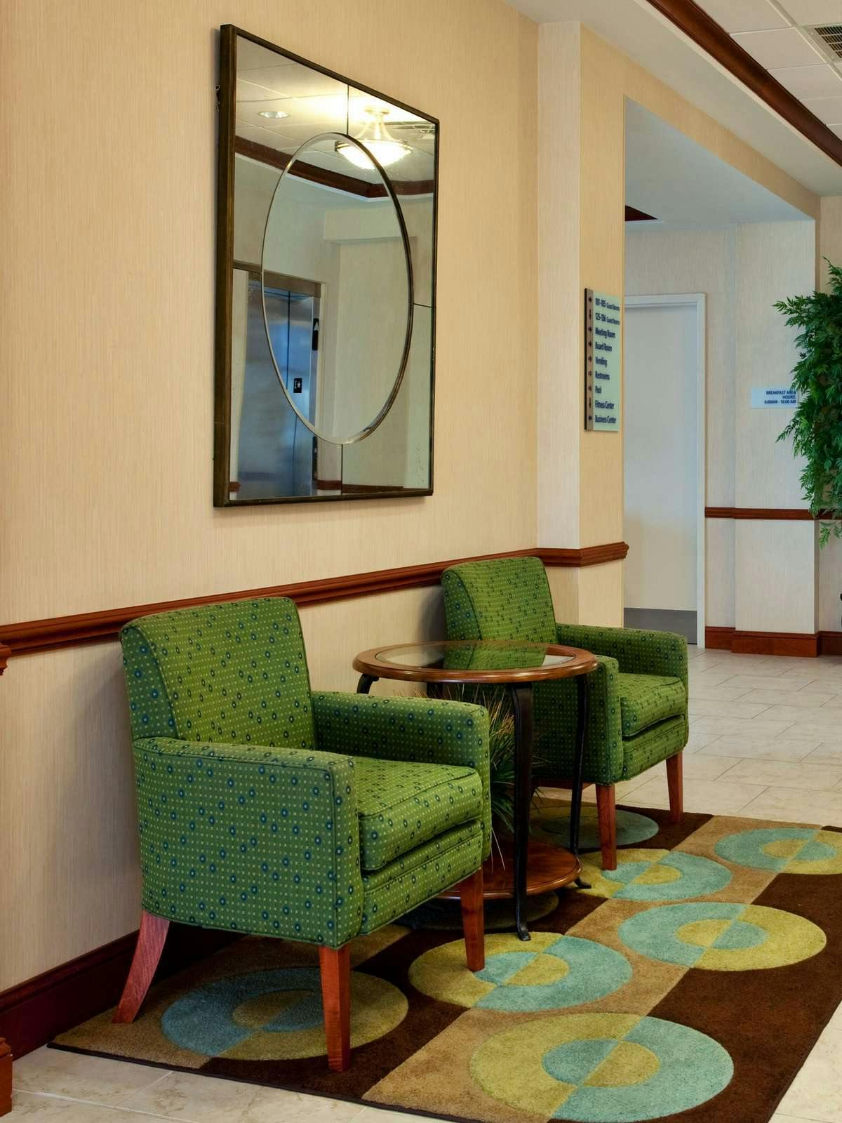 Hotel Holiday Inn Express Hotel & Suites Baton Rouge East photo 3