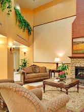 Hotel Holiday Inn Express Hotel & Suites Beaumont photo 4