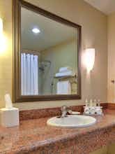 Hotel Holiday Inn Express Hotel & Suites Beaumont photo 3