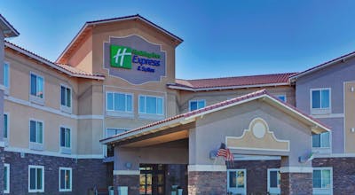 Holiday Inn Express Hotel & Suites Beaumont