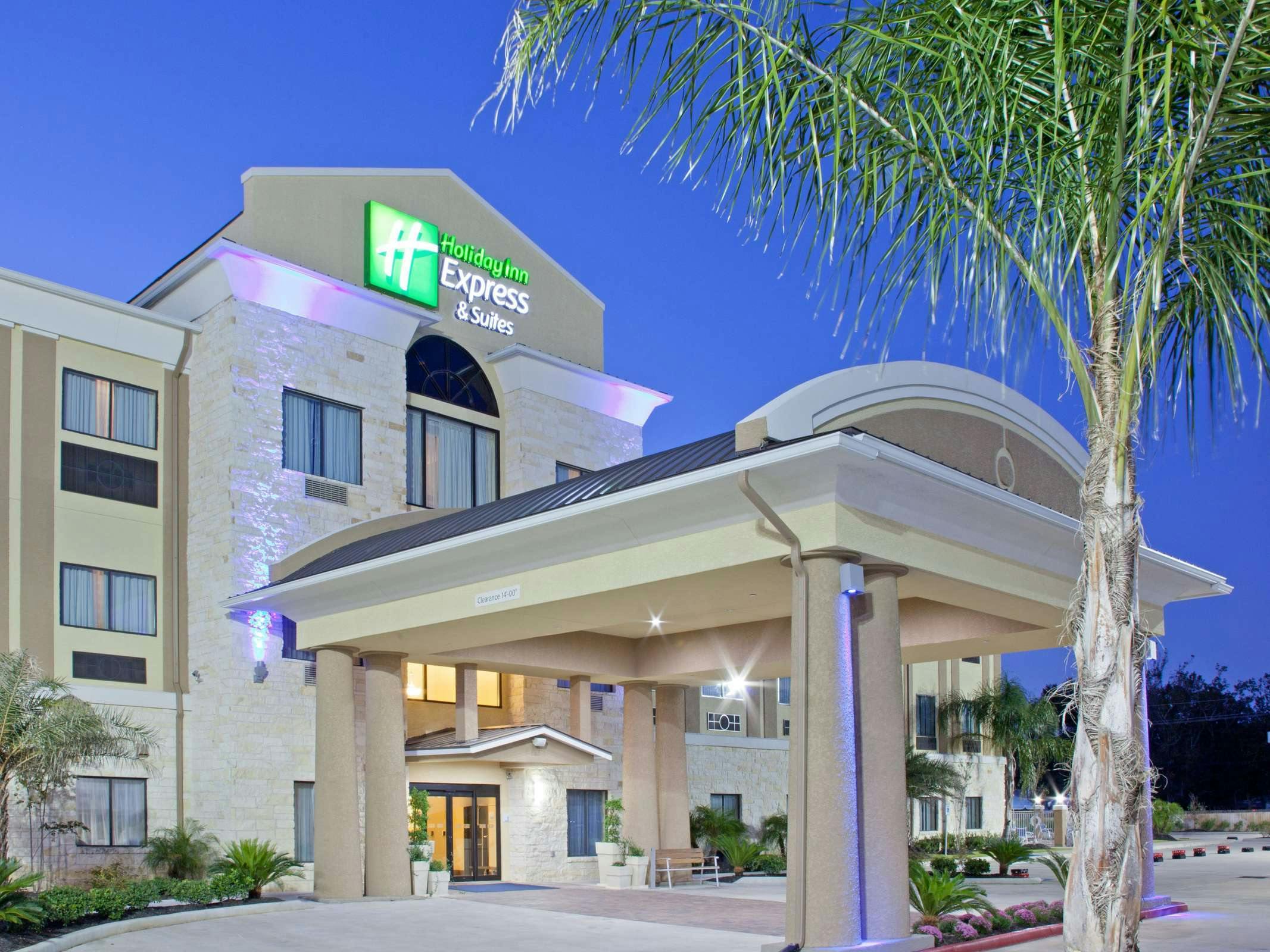 Holiday Inn Express Hotel & Suites Beaumont-Parkdale